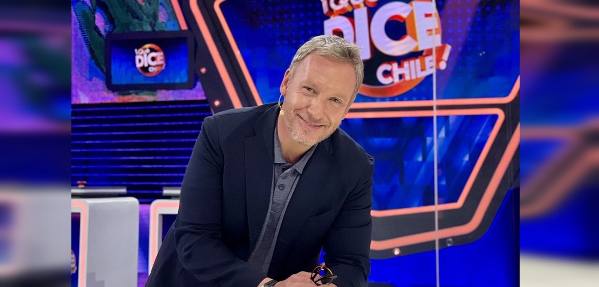 ¿Se parecen? Martín Cárcamo compartió alegres postales del cumpleaños de su hermana Magdalena