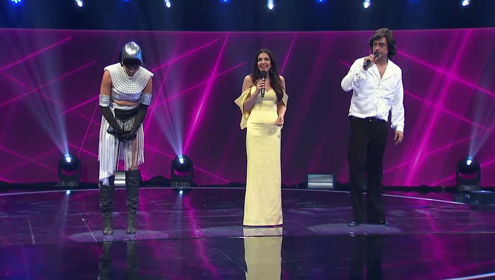 Emilia Dides Yoan Amor The Covers