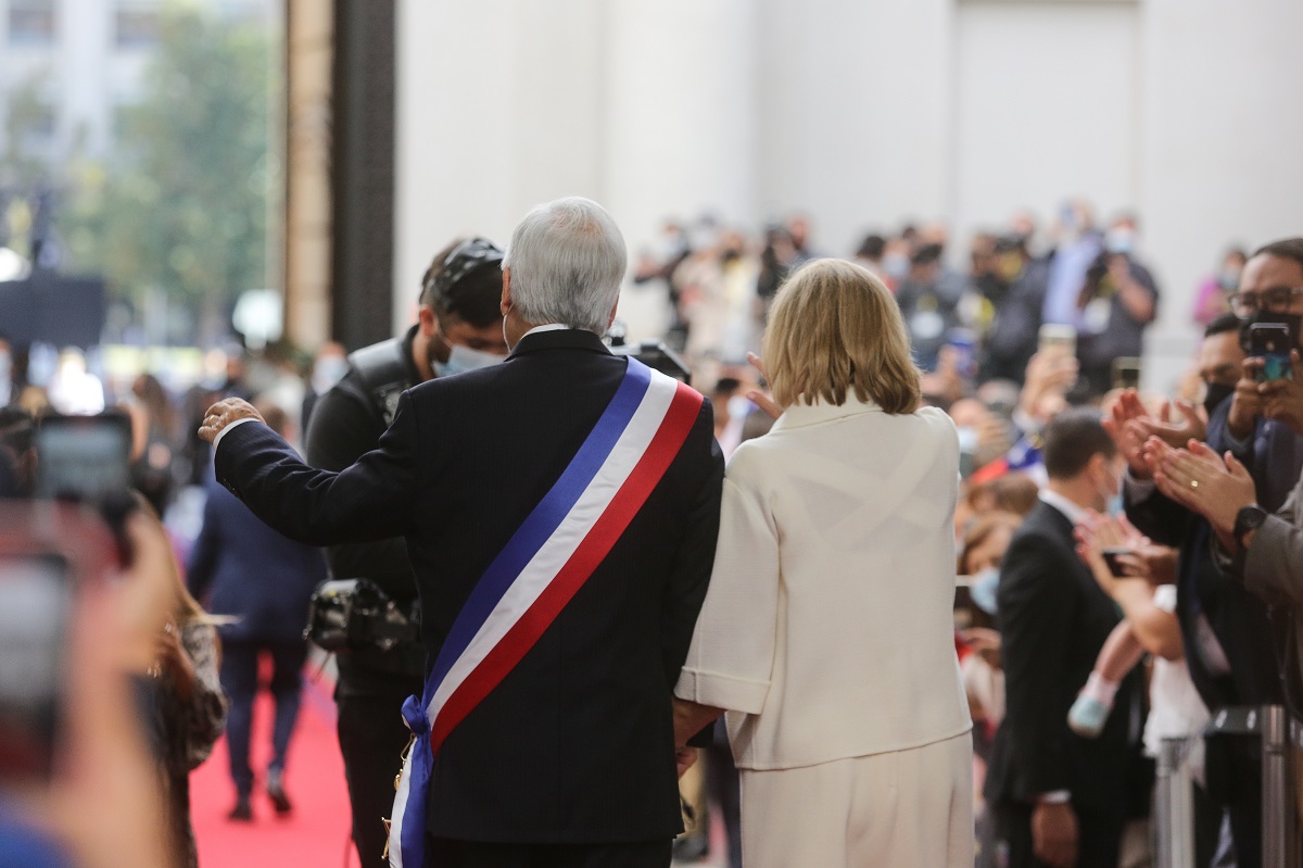 Es oficial: Gabriel Boric asumió como el nuevo Presidente de la República