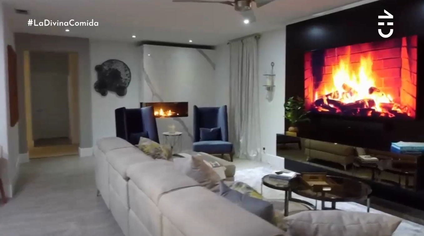 Casa de Iván Zamorano y María Alberó