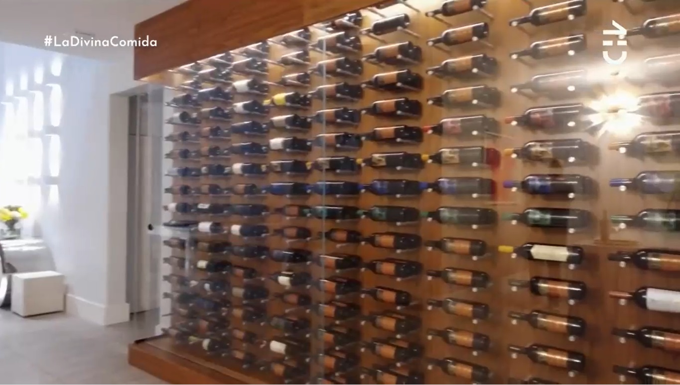 Casa de Iván Zamorano y María Alberó