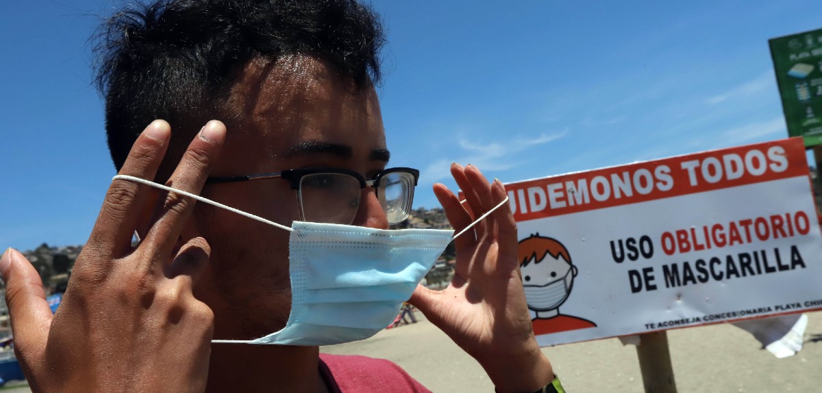 Diputado UDI Felipe Donoso pidió al gobierno reevaluar uso de mascarilla en lugares abiertos