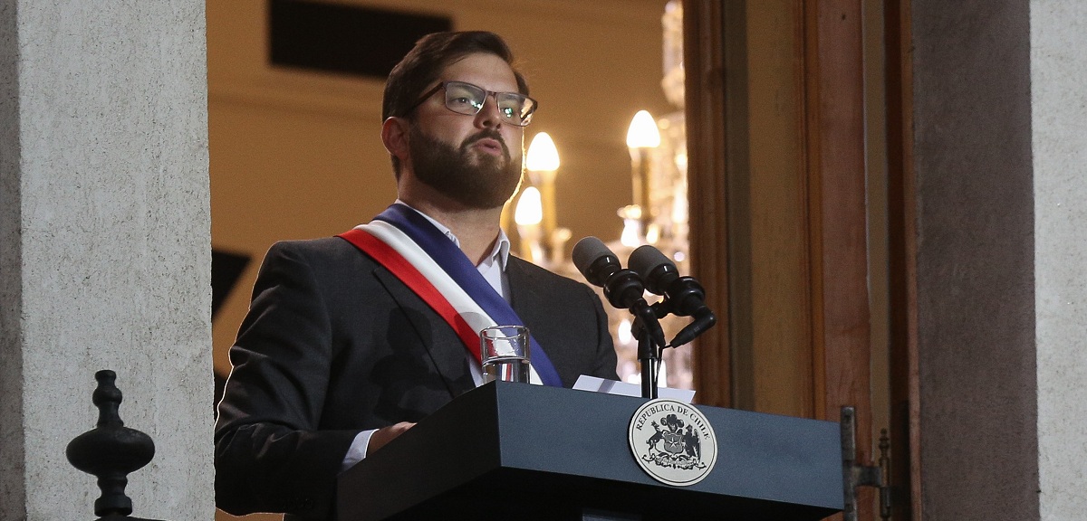 Presidente Boric no descarta indulto a imputados del 18-O: 