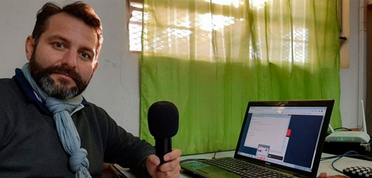 Historia de profesor argentino es viral: descubrió en pleno asalto que el ladrón era su alumno