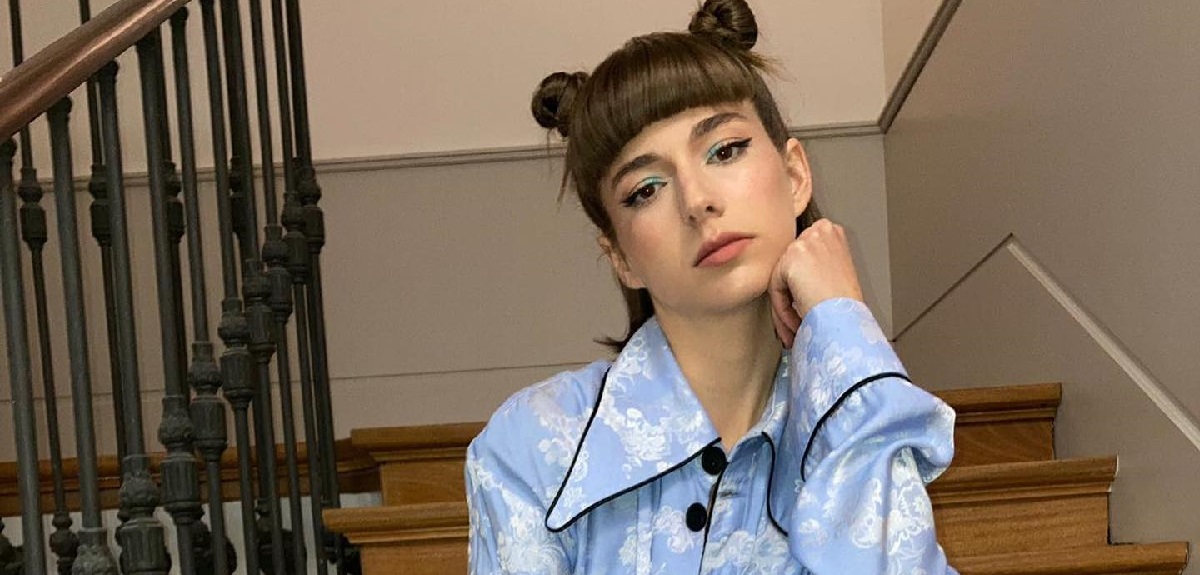 Mariana di Girolamo deslumbró con sofisticado vestido rojo en Premios Caleuche 2022