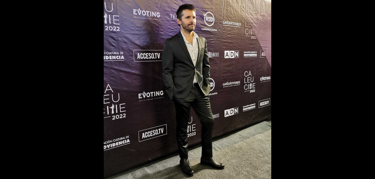 Mario Horton en los Premios Caleuche | Página 7