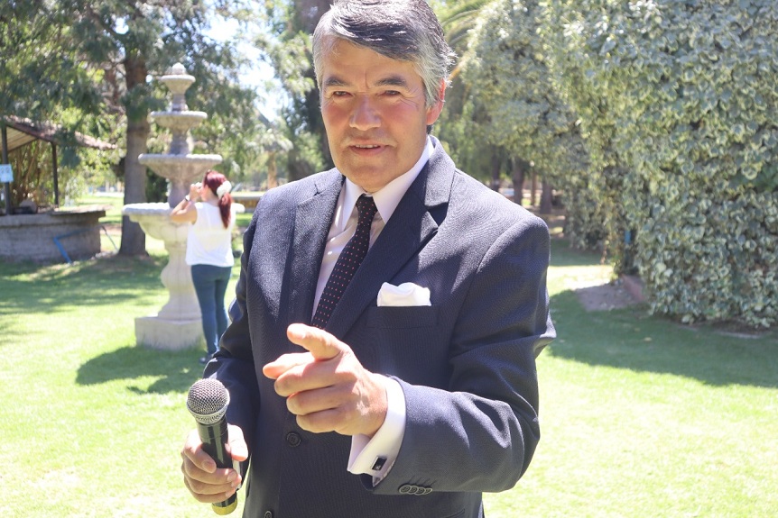 Claudio Álvarez doble Salvatore Adamo