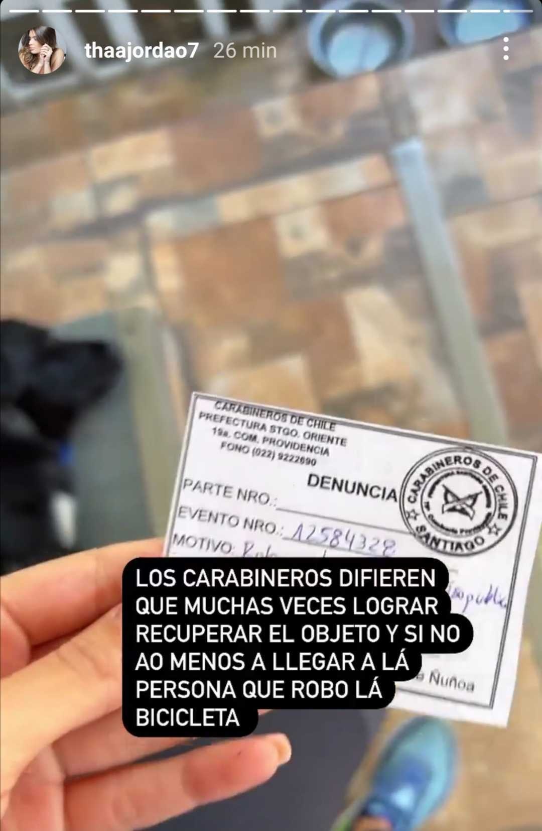 Thais Jordao robo bicicleta