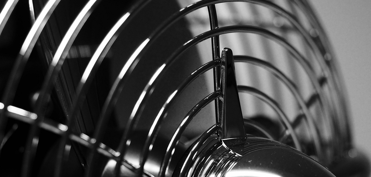 Ventilador desató tragedia en Argentina: madre, hija y esposo de esta murieron electrocutados