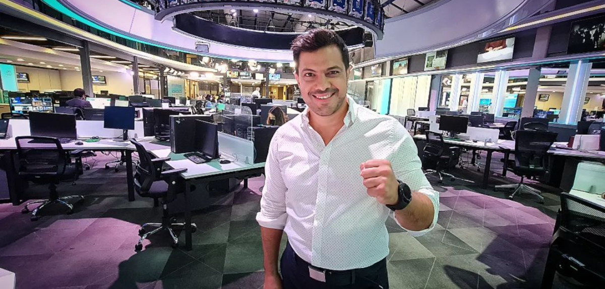 Simón Oliveros y el desafío de cambiar del reporteo en terreno al estudio: 