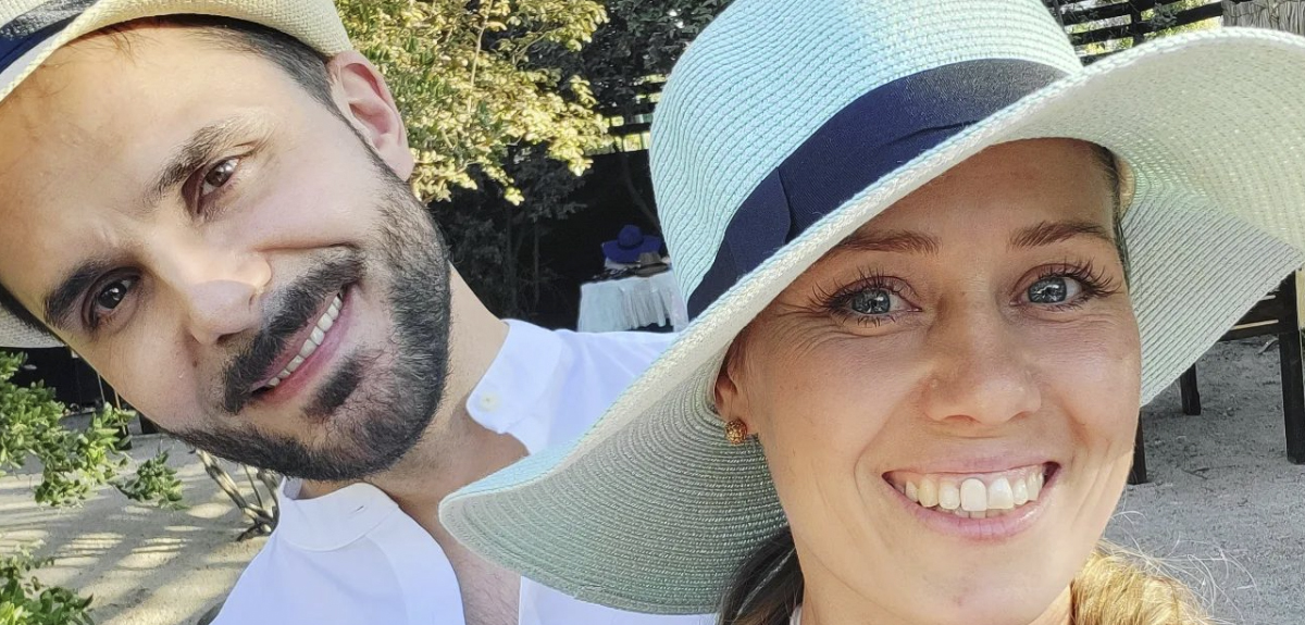 Álvaro Ballero compartió foto de la primera reunión con sus vecinos tras mudanza: 