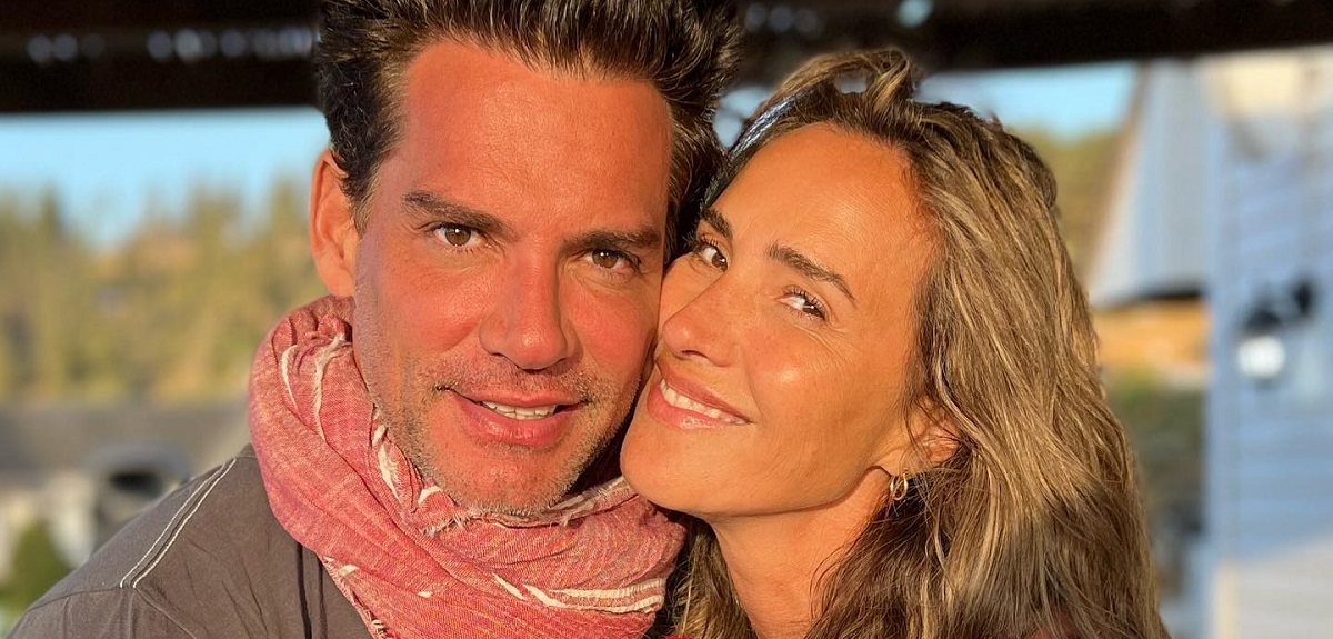 De la Fuente y Angélica Castro se lucieron en red carpet de los Latin AMAs: ella usó diseño nacional