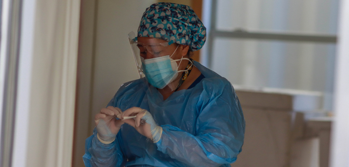 Casos de COVID-19 siguen aumentando: Minsal informó 4.747 nuevos contagios y 21 fallecidos