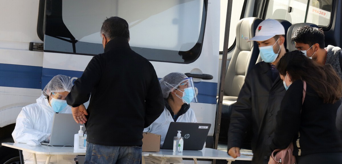 Contagios a la baja: Minsal reportó 2.209 casos nuevos de COVID-19