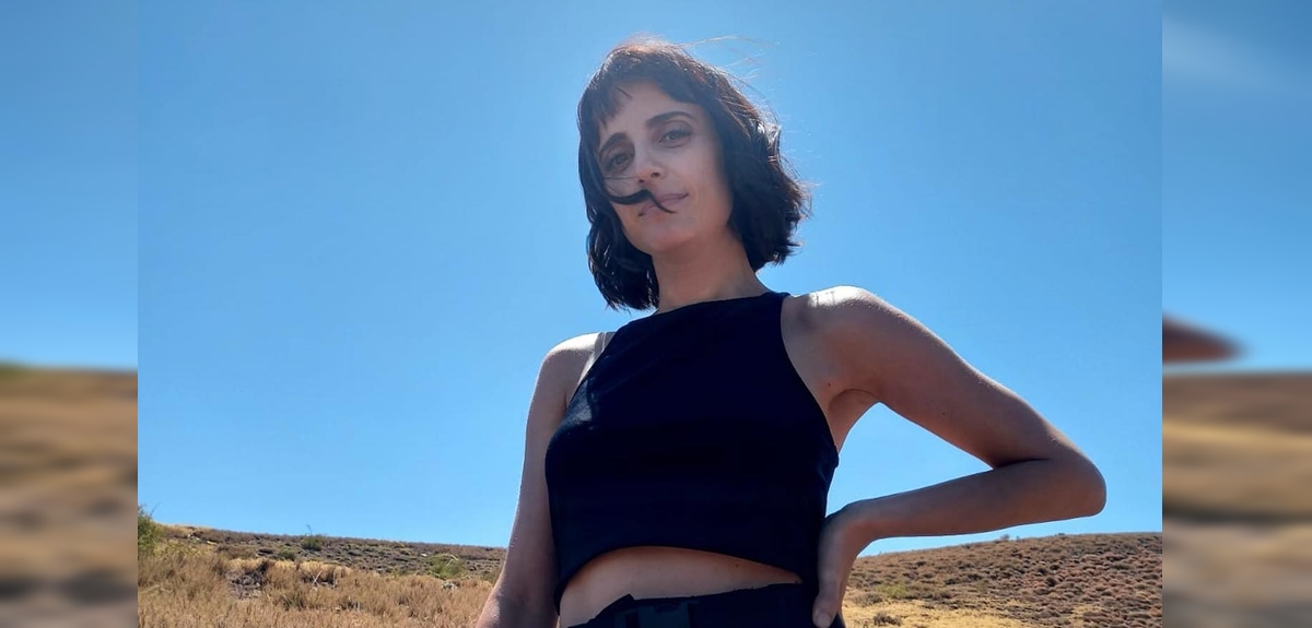 Camila Hirane se fue de vacaciones a Brasil junto a tres amigas: compartió imágenes desde la playa