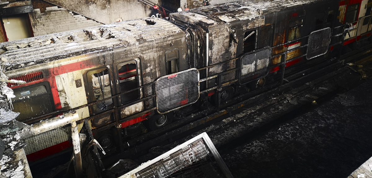 Durante el 18-O: condenan a 12 años de cárcel a autor de incendio en estación de Metro San Pablo