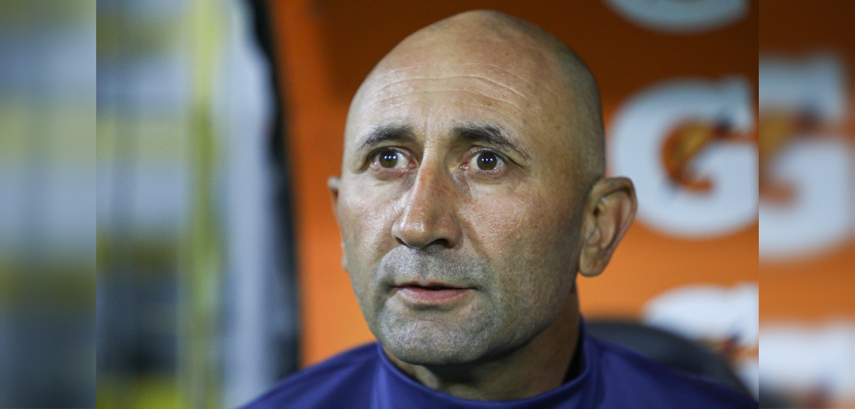 Universidad Católica confirma salida del técnico Cristian Paulucci: fue de mutuo acuerdo