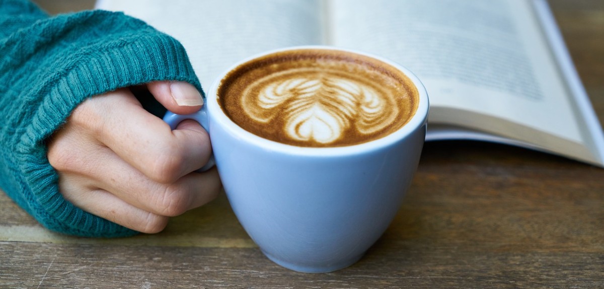 Expertos revelan por qué dan ganas de ir al baño cuando se toma café