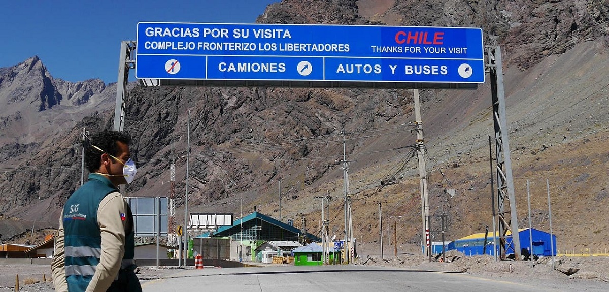 Gobierno anuncia la apertura de la totalidad de los pasos fronterizos terrestres en mayo