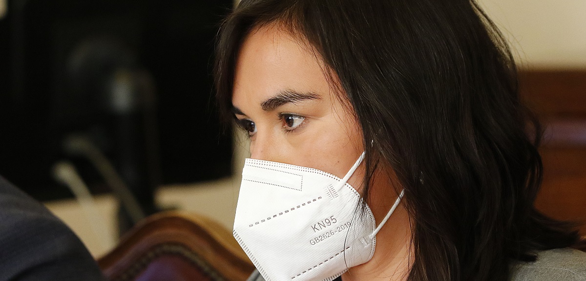 Contraloría desmiente a Siches por contratos del cambio de mando: no fueron revisados por la entidad