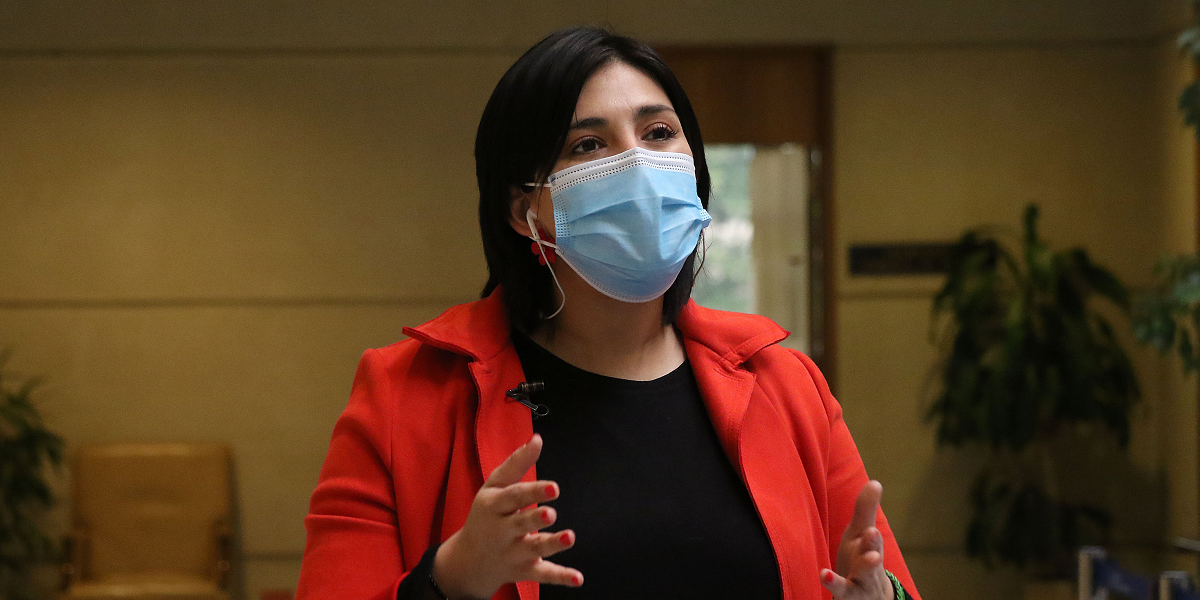 Karol Cariola afirmó que el Partido Comunista está evaluando apoyar el quinto retiro del 10%