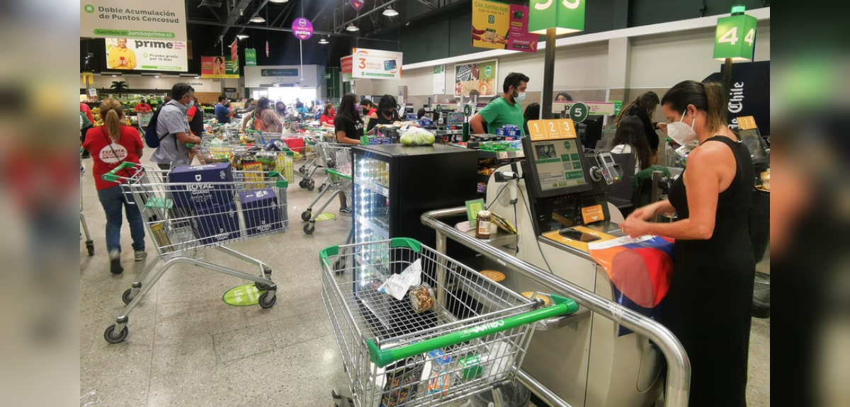 ¿Hasta qué hora atenderán los supermercados durante Semana Santa?