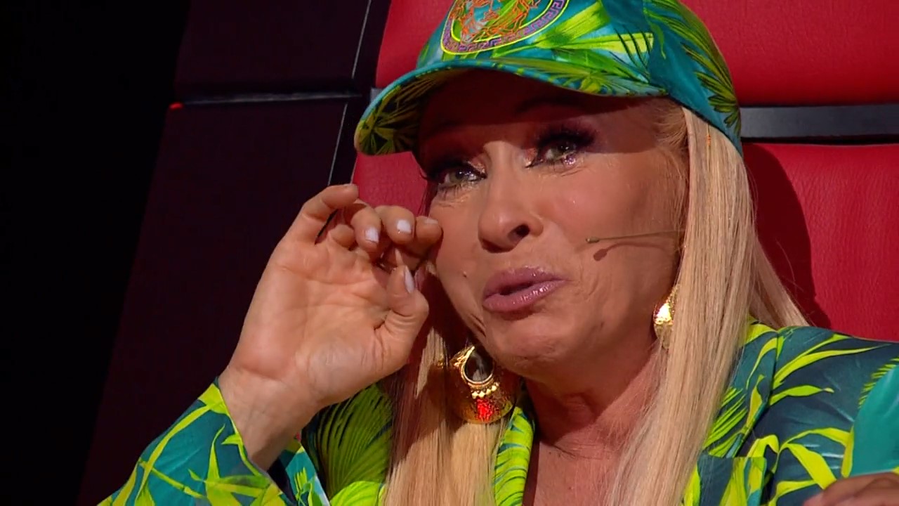 Yuri se conmovió hasta las lágrimas con talentoso carpintero que audicionó en 'The Voice'