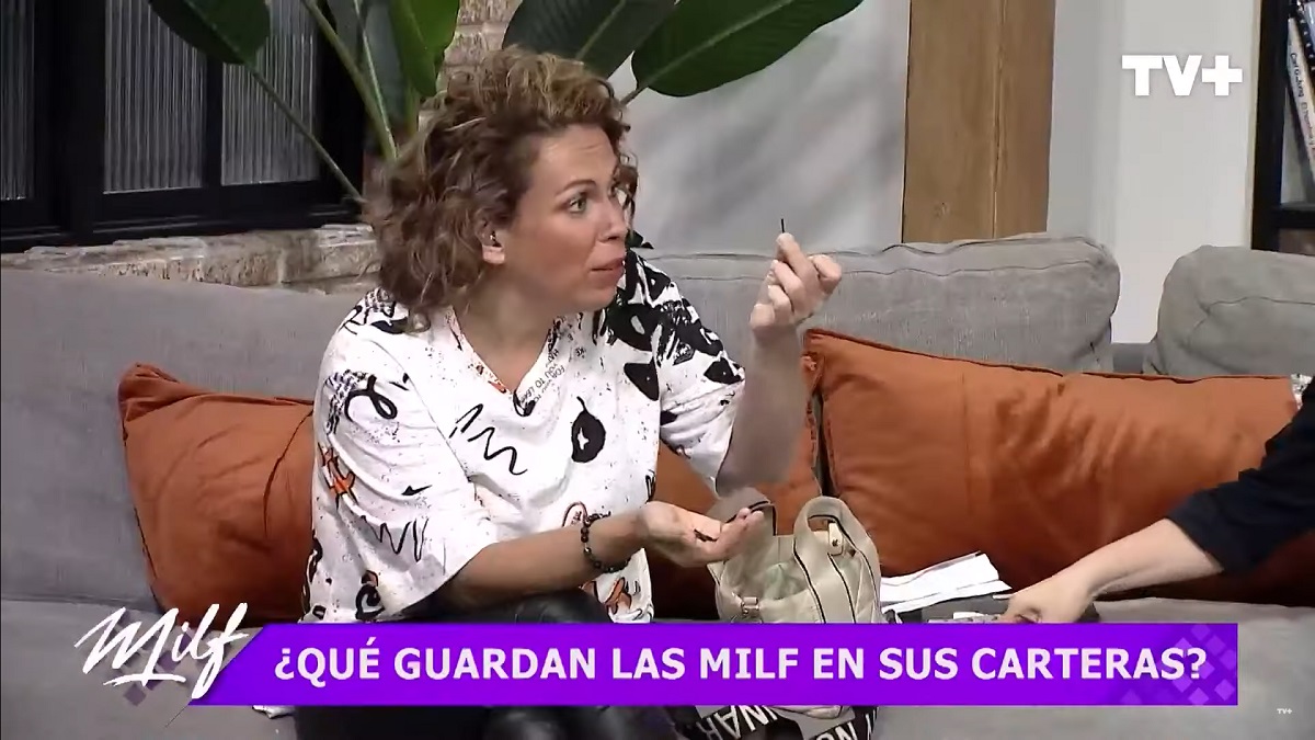 Francesca Conserva mostró los clavos que robó en casa de Claudia