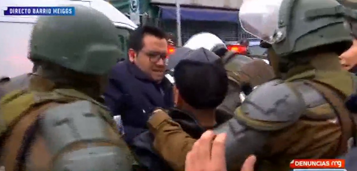 Operativo de carabineros terminó con incidentes en Meiggs