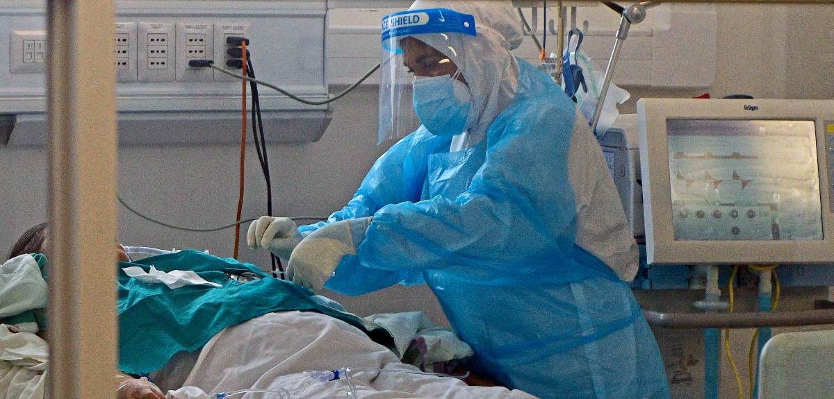 Contagios de COVID siguen al alza por tercer día consecutivo: Minsal reportó 8.364 nuevos casos