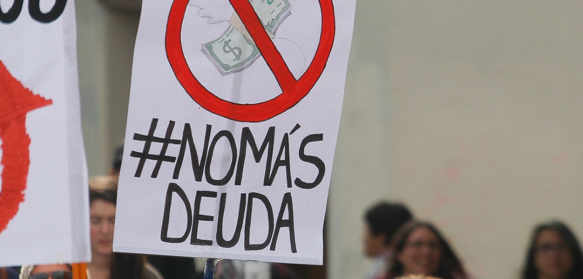 Piden cambiar criterios de selección para condonación del CAE: morosidad aumentó de 52 a 61%