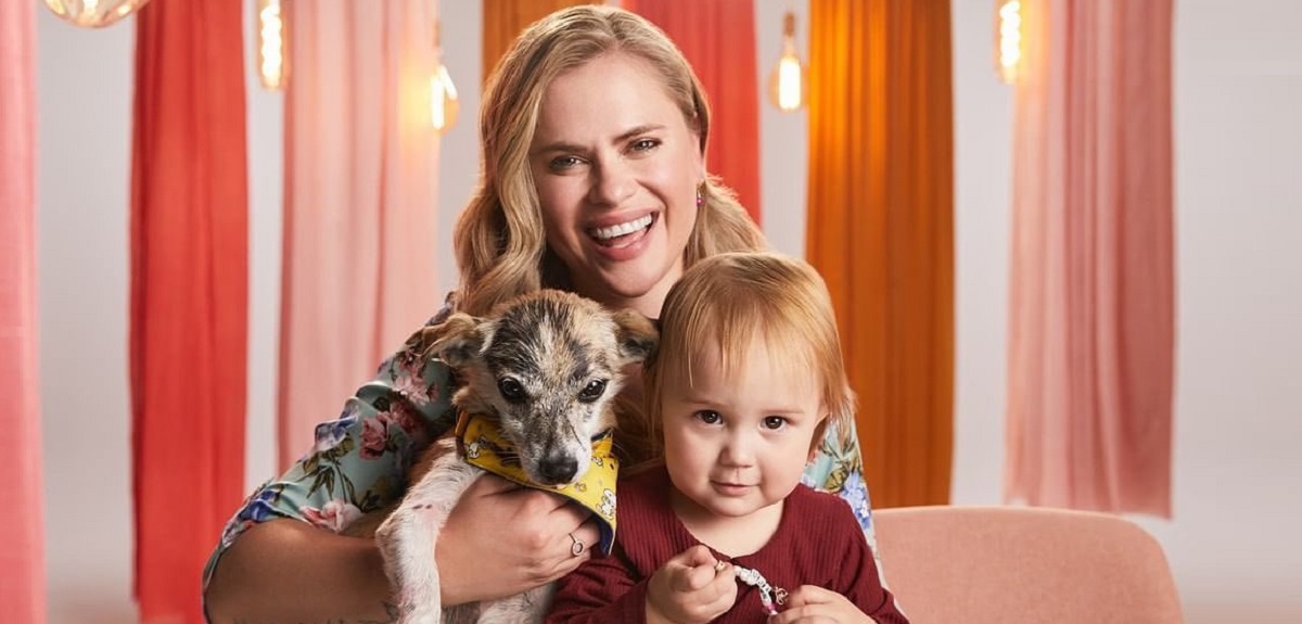 Eliana Albasetti mostró cómo va la decoración de su casa: hay un cuadro pintado por ella