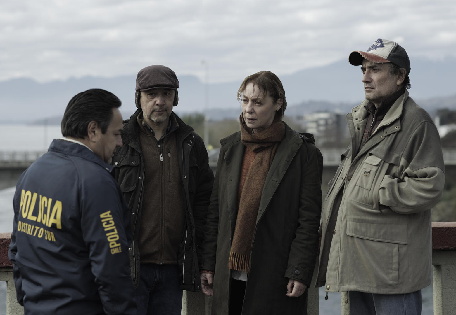 Escena serie 42 días en la oscuridad