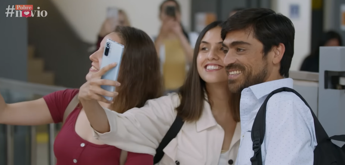 Pobre Novio: exintegrante de Morandé con Compañía reapareció con personaje ligado a Santiago García