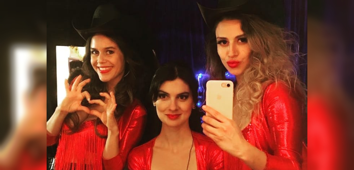 Actrices de la teleserie 'Gemelas' volvieron a reunirse: Carola Varleta mostró su avanzado embarazo