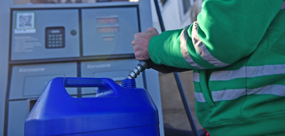 “Al menos hasta septiembre”: Gobierno sostiene que precio de la parafina se mantendrá estable