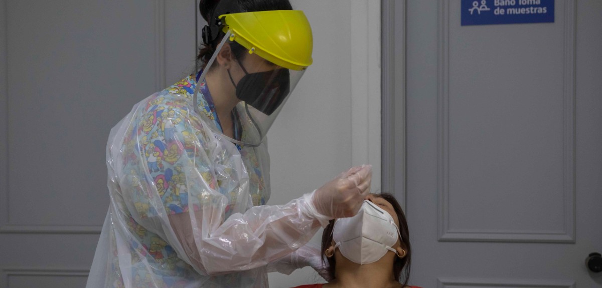 Ministerio de Salud informó 2.978 contagios de COVID-19 y 17 fallecidos: hay 9.301 casos activos