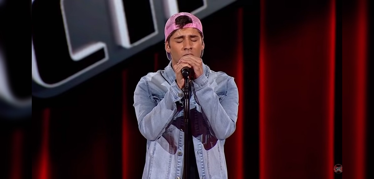 Joven con Tourette que deslumbró en The Voice habló de su difícil niñez: 
