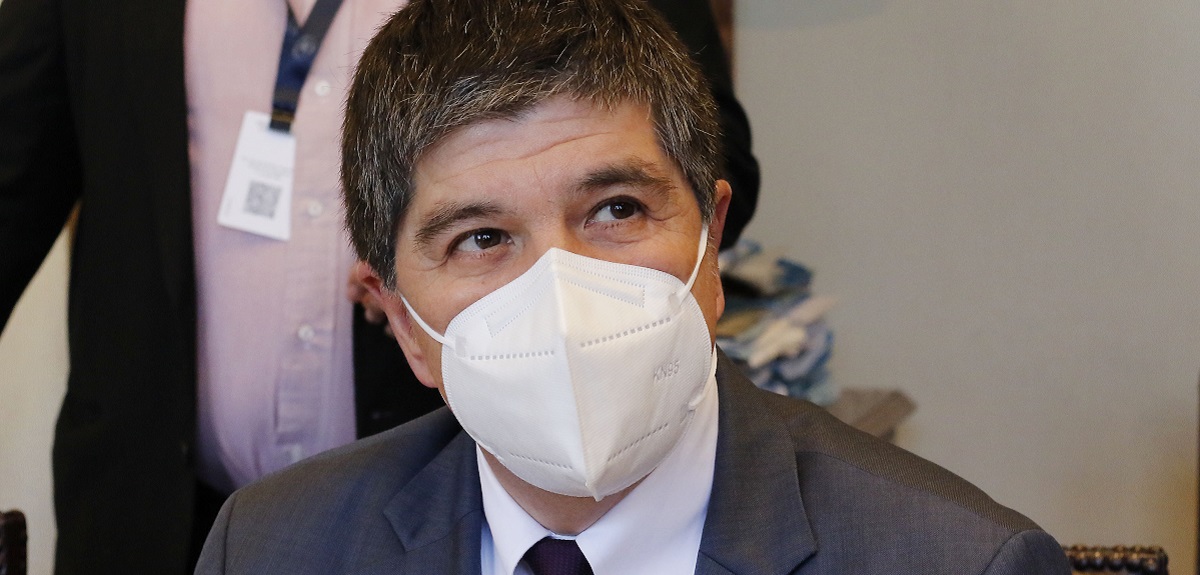 Subsecretario Monsalve espera llegar a acuerdo con subcontratistas de Enap este sábado