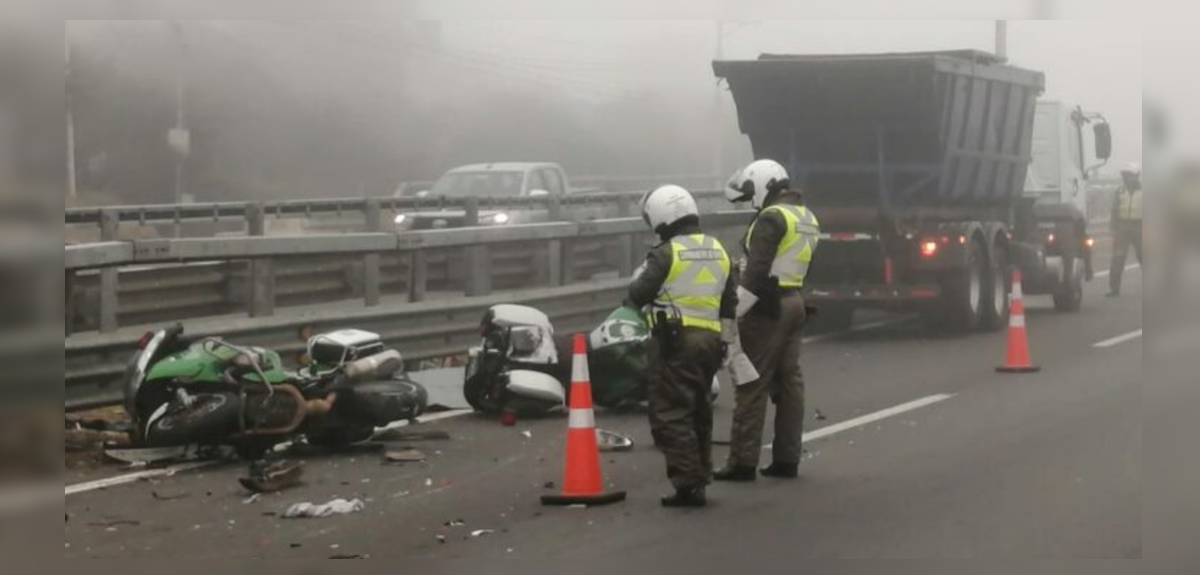 Impactantes imágenes de fatal atropello de conductor en Ruta 5 Sur: arrasó con motos de carabineros