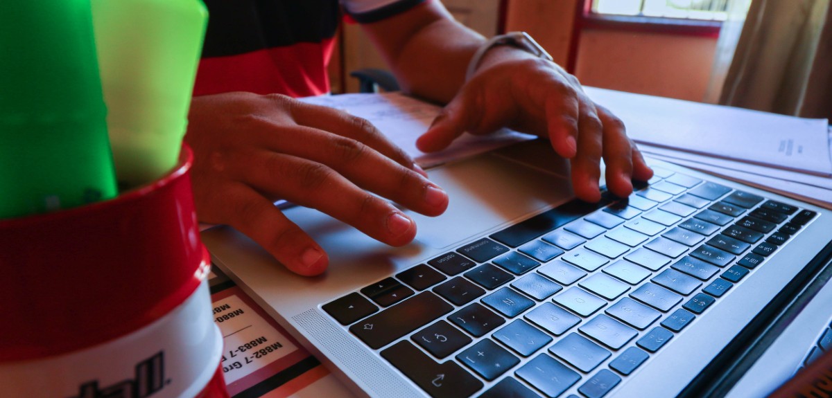 Colegio de Profesores no descarta clases online tras vuelta de vacaciones: “Se deberá analizar”