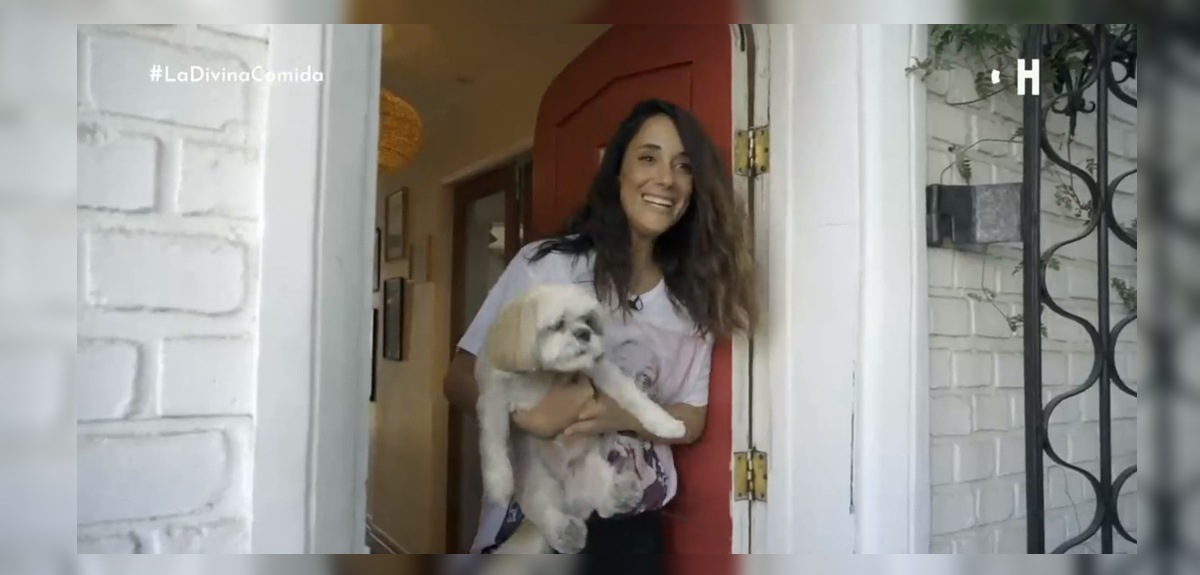 Elisa Zulueta mostró su casa en 'La Divina Comida': tiene un amplio patio con un limonero