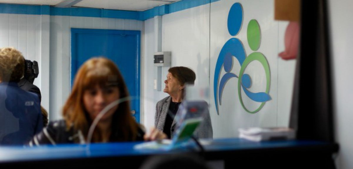 Indignante fraude contra Fonasa: así médicos robaron $8 mil millones a cientos de pacientes