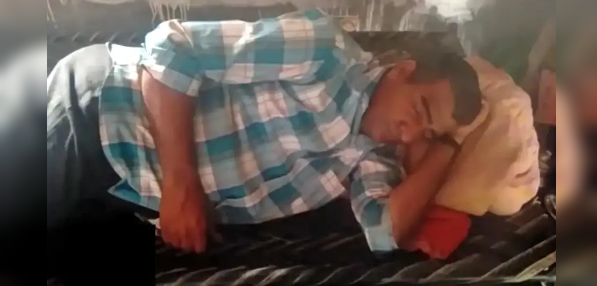 El drama del hombre que duerme 300 días al año por extraña enfermedad: familia no sabe cómo cuidarlo