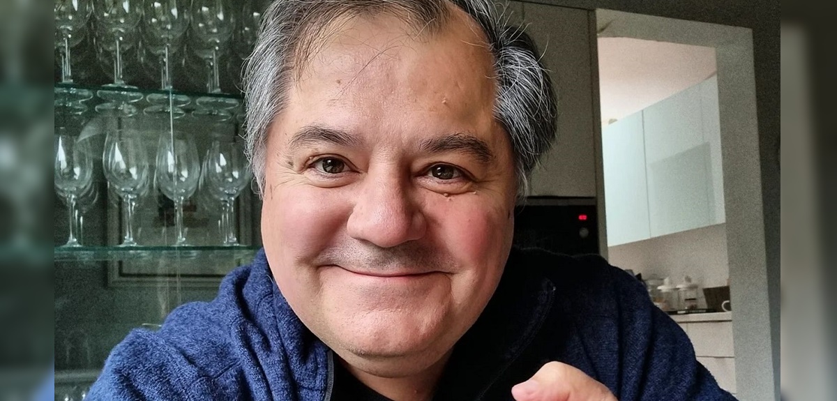 Mauricio Bustamante tuvo especial reunión con pareja de excompañeros de TVN: 