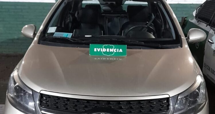 Detienen a niño de 11 años tras robar automóvil en Pudahuel