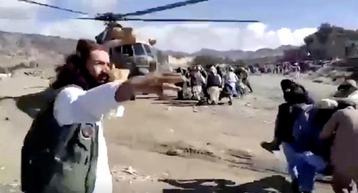Desgarradoras imágenes muestran el terror que causó terremoto que dejó más de mil muertos en Afganistán