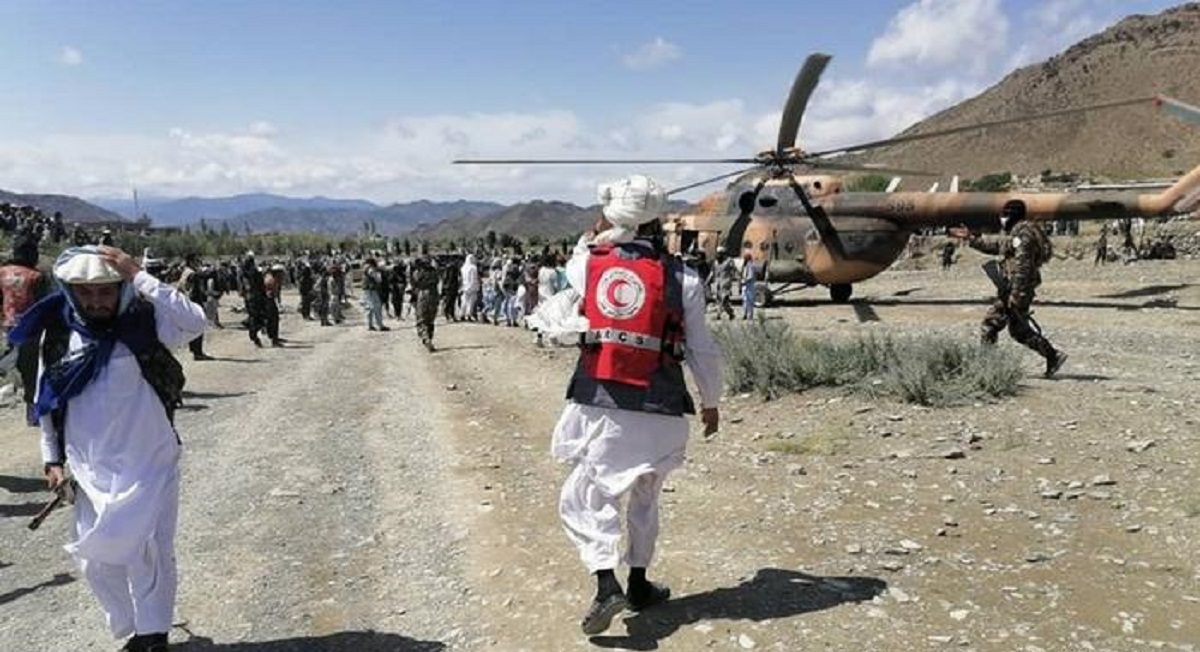 Desgarradoras imágenes muestran el terror que causó terremoto que dejó más de mil muertos en Afganistán