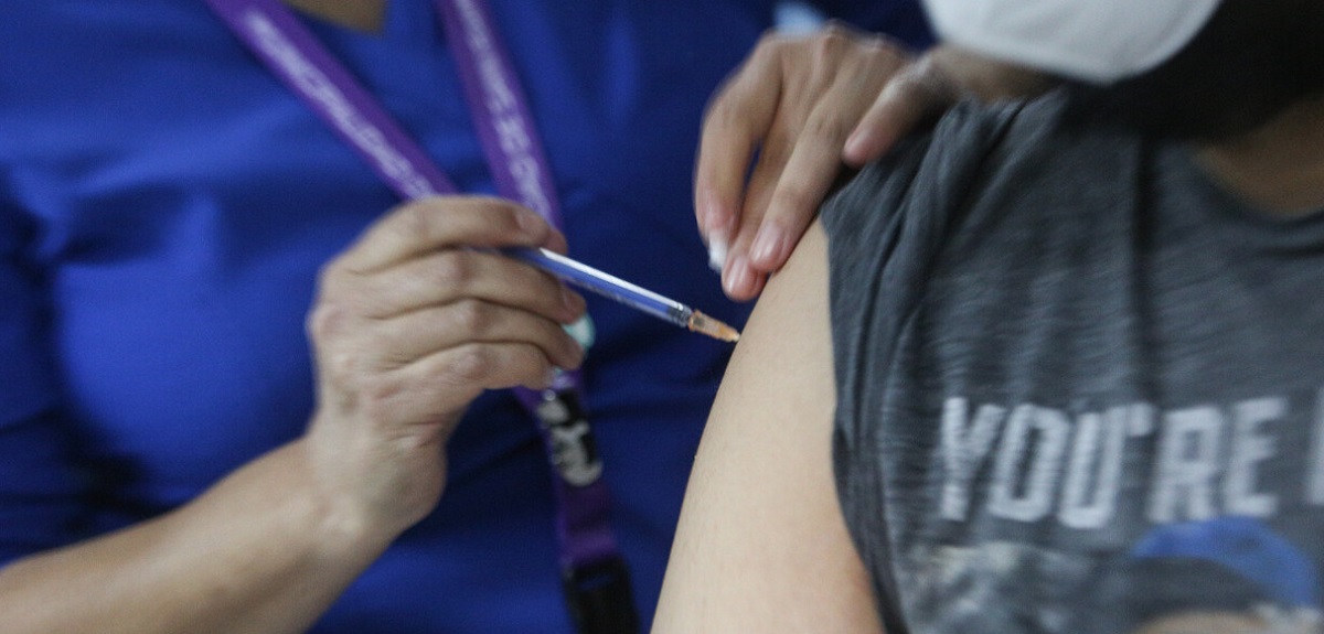 ¿Será necesaria una quinta dosis contra el COVID-19? Expertos analizaron posible implementación