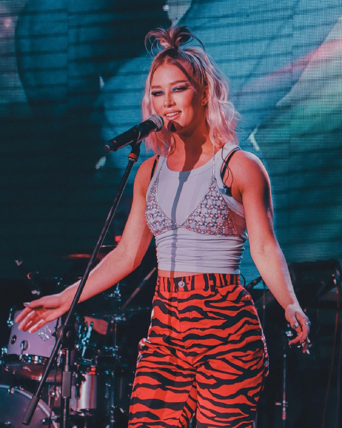 Vesta Lugg carrera musical